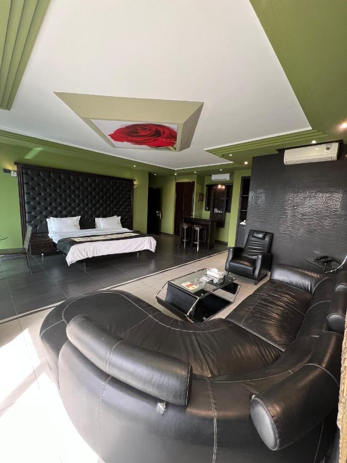 Dolls Hotel By Eurostars (Adults Only) Jounieh Esterno foto