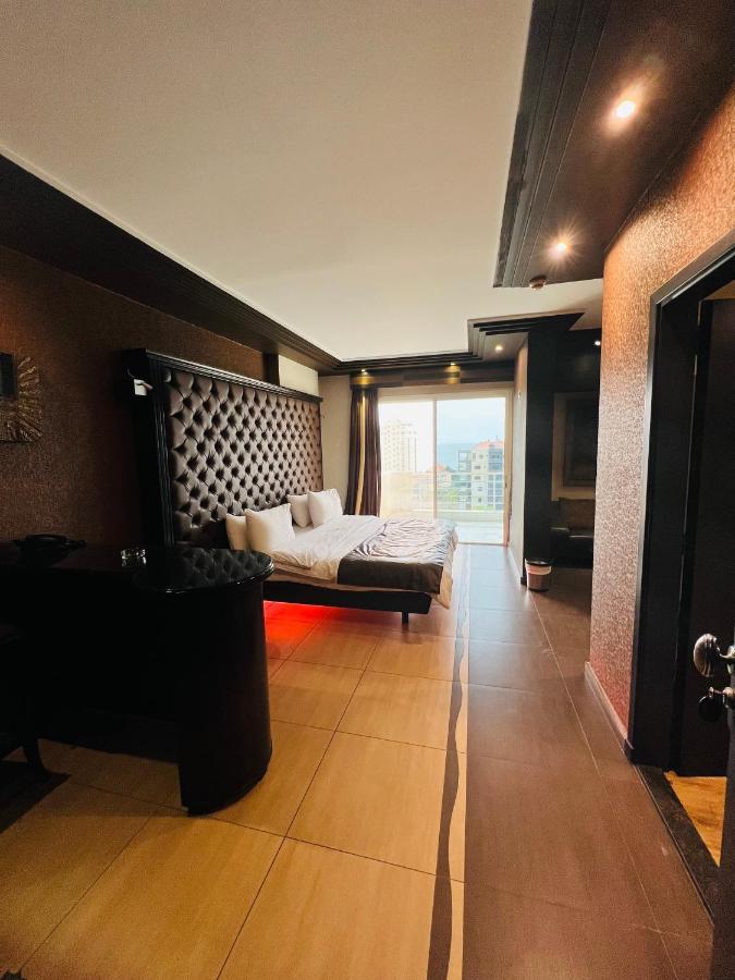 Dolls Hotel By Eurostars (Adults Only) Jounieh Esterno foto