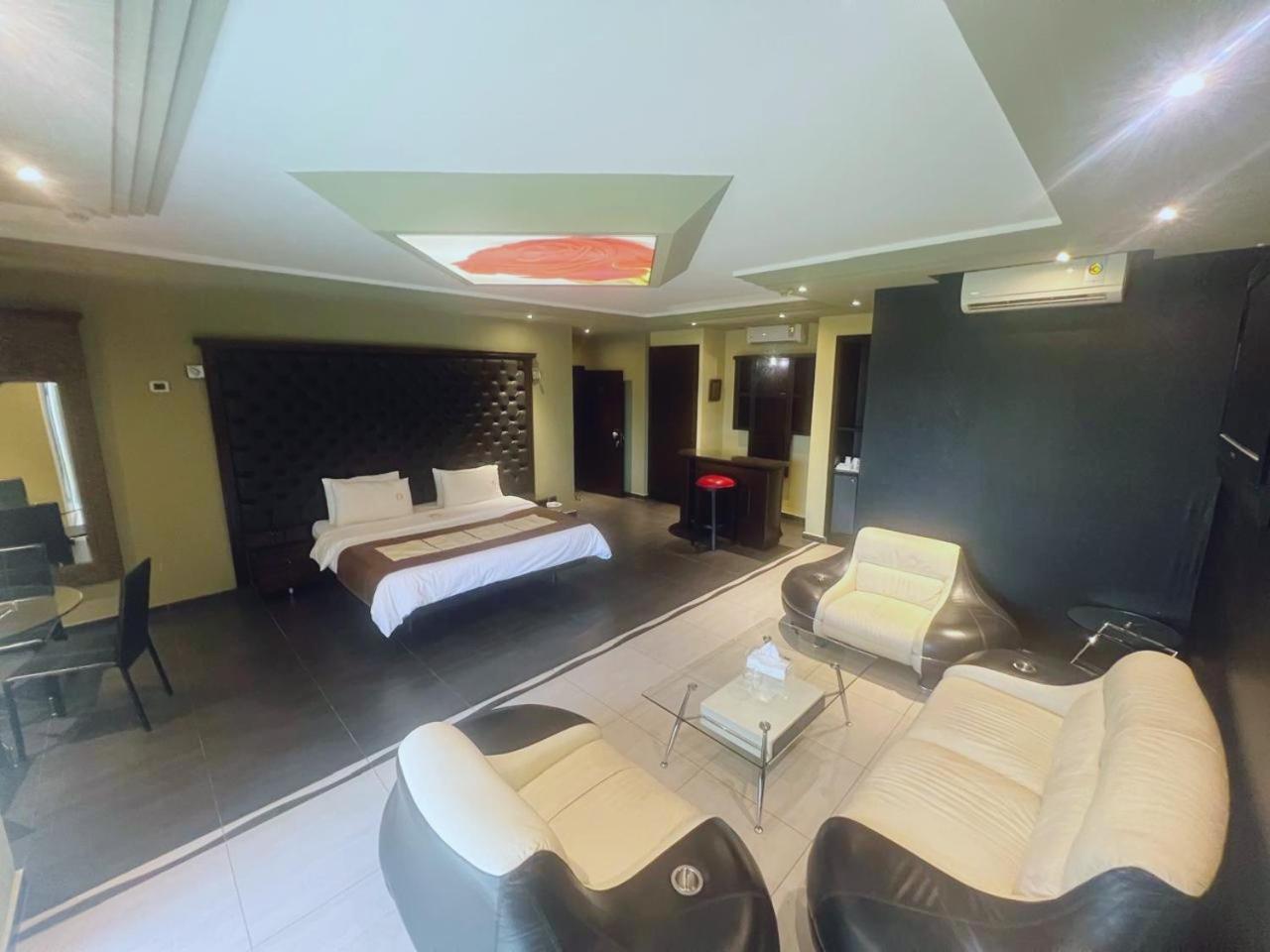 Dolls Hotel By Eurostars (Adults Only) Jounieh Esterno foto