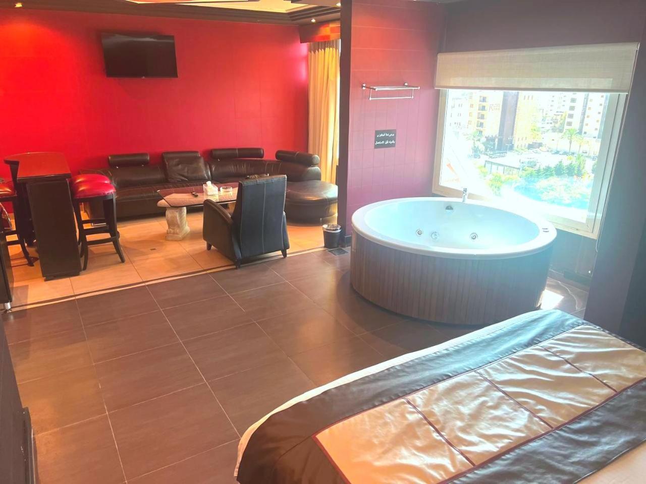 Dolls Hotel By Eurostars (Adults Only) Jounieh Esterno foto