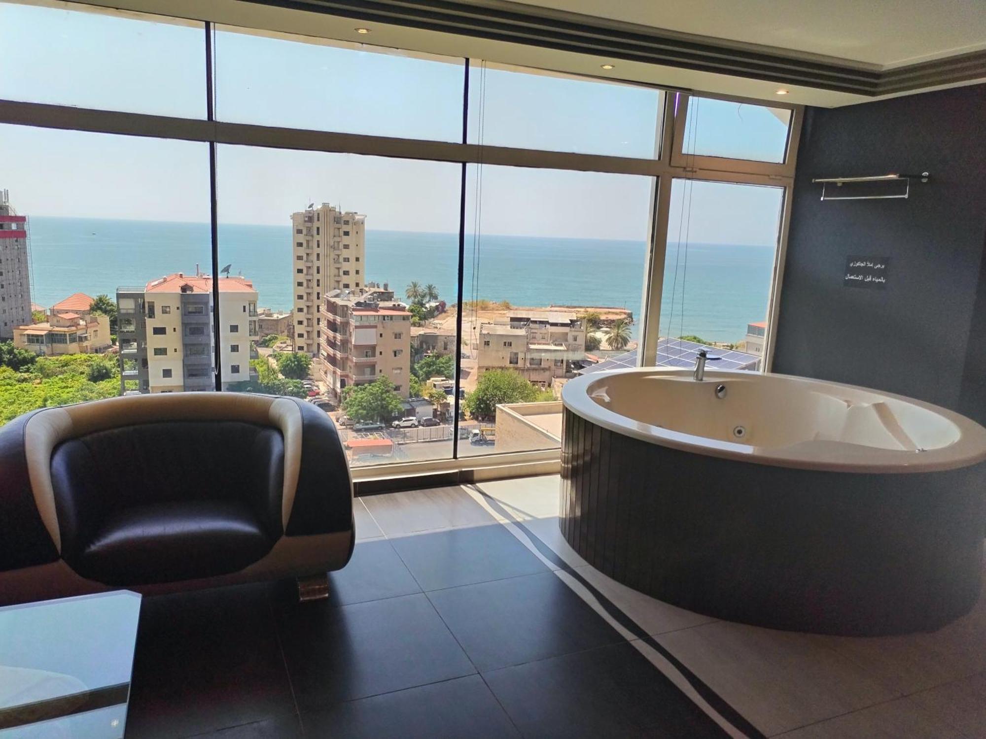 Dolls Hotel By Eurostars (Adults Only) Jounieh Esterno foto