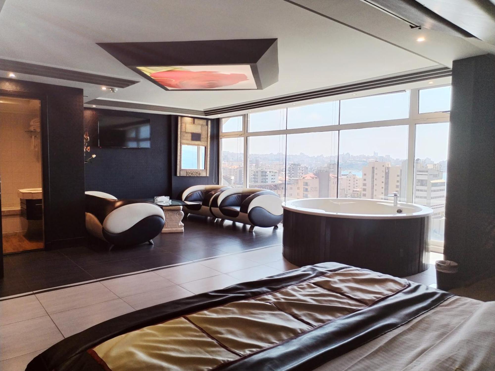Dolls Hotel By Eurostars (Adults Only) Jounieh Esterno foto