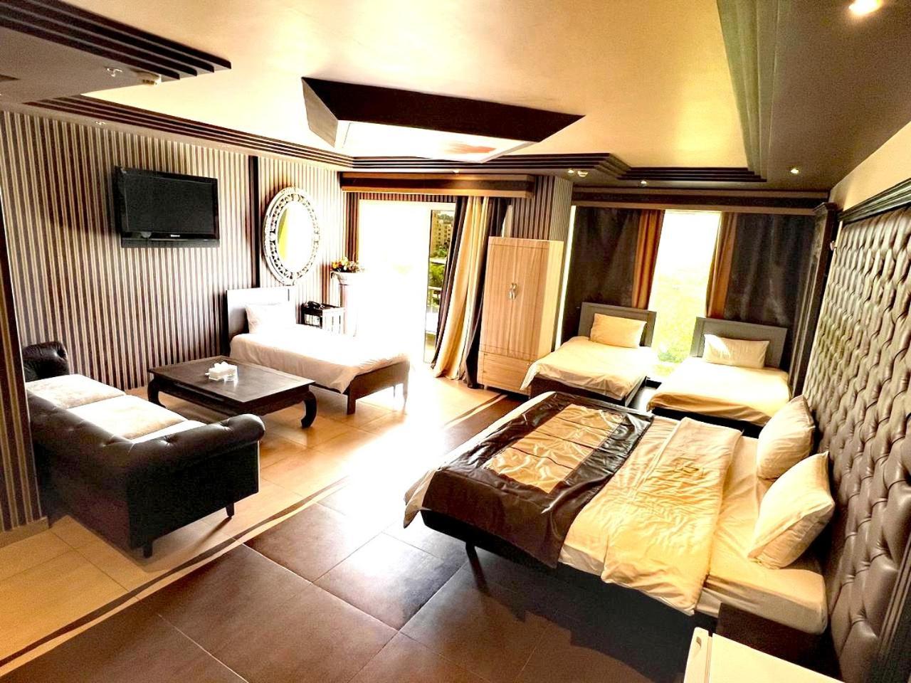 Dolls Hotel By Eurostars (Adults Only) Jounieh Esterno foto